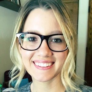 Meet your Posher, Lindsey